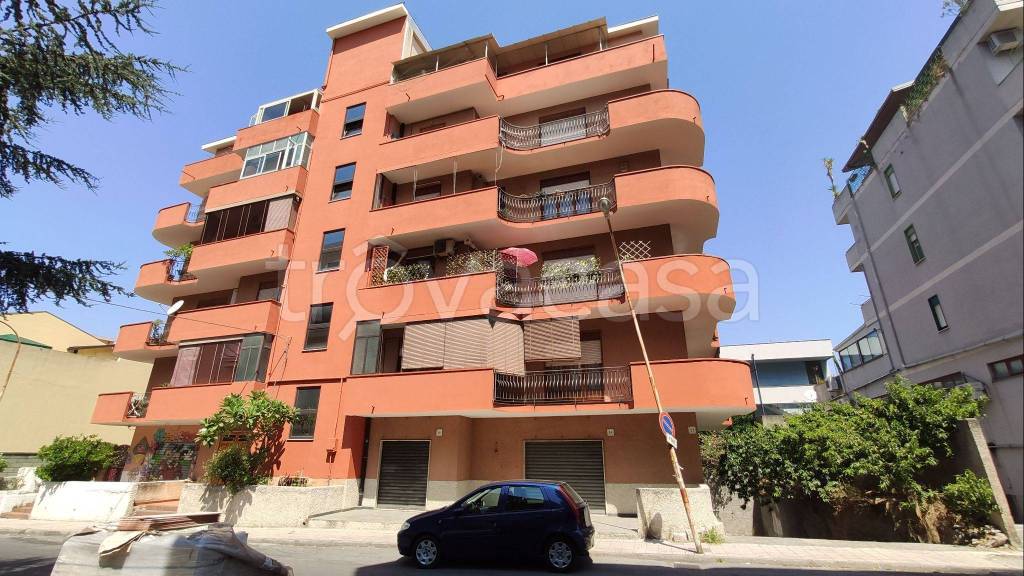 Appartamento in in vendita da privato a Barcellona Pozzo di Gotto via Fondaconuovo, 18