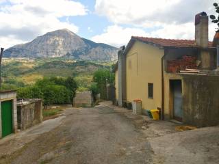 Cascina in in vendita da privato a lauria contrada mazzarella