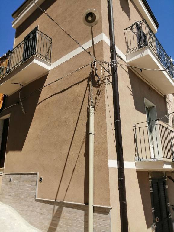 Appartamento in in vendita da privato a Vizzini via Oreste, 2