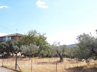 Terreno residenziale in vendita a gualdo cattaneo via delle scuole