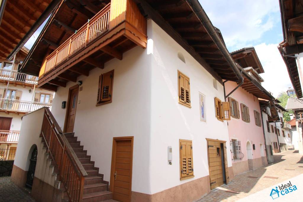 Appartamento in vendita a Primiero San Martino di Castrozza via San Vittore