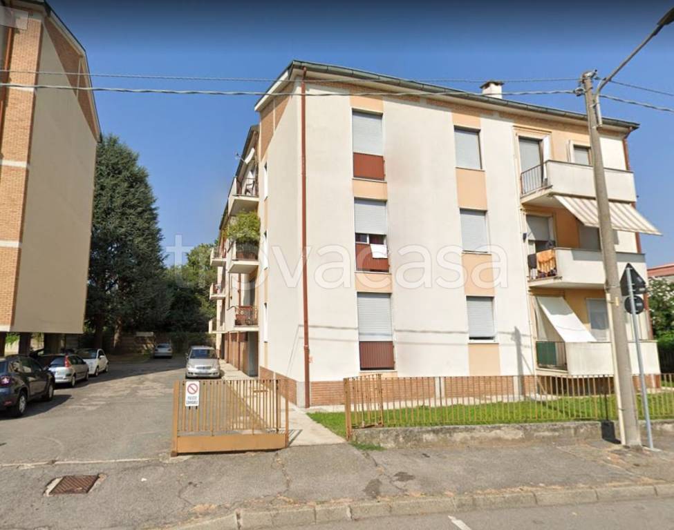 Appartamento all'asta a Corbetta via Trento, 23
