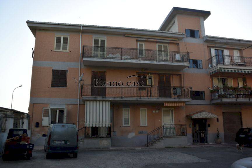 Appartamento in vendita a Corigliano-Rossano via Ponza, 7