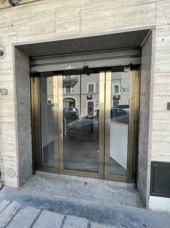 Ufficio in in affitto da privato a Monopoli via Nino Bixio, 180