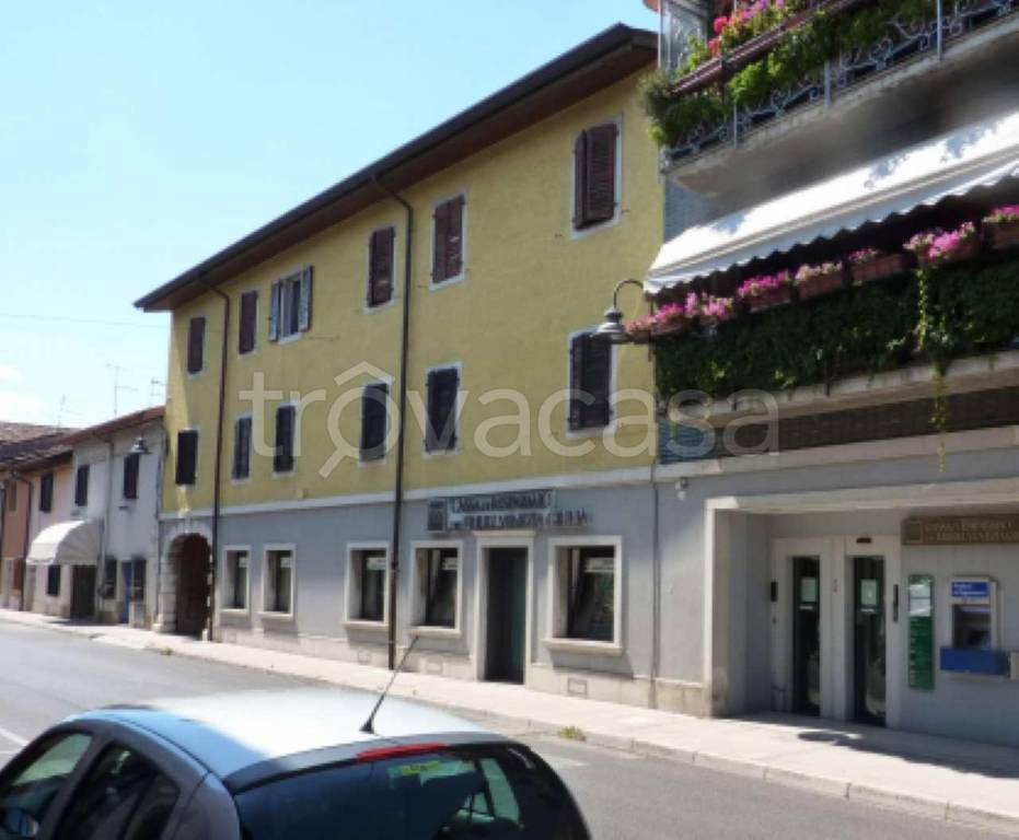 Filiale Bancaria in vendita a Romans d'Isonzo via Latina 41