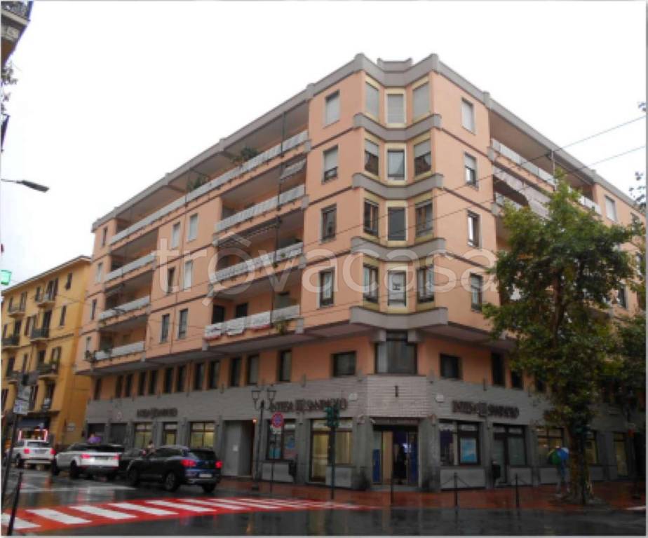 Ufficio in vendita a Ventimiglia via Cavour 30