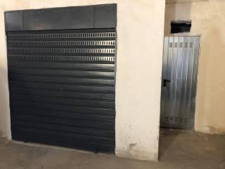 Garage in affitto a gaeta corso italia, 82