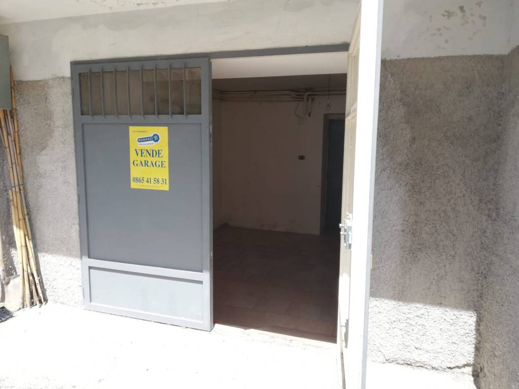 Garage in vendita a Isernia corso Risorgimento, 96