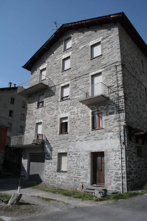 Appartamento in in vendita da privato a Chiesa in Valmalenco via Nicolò Rusca, 35