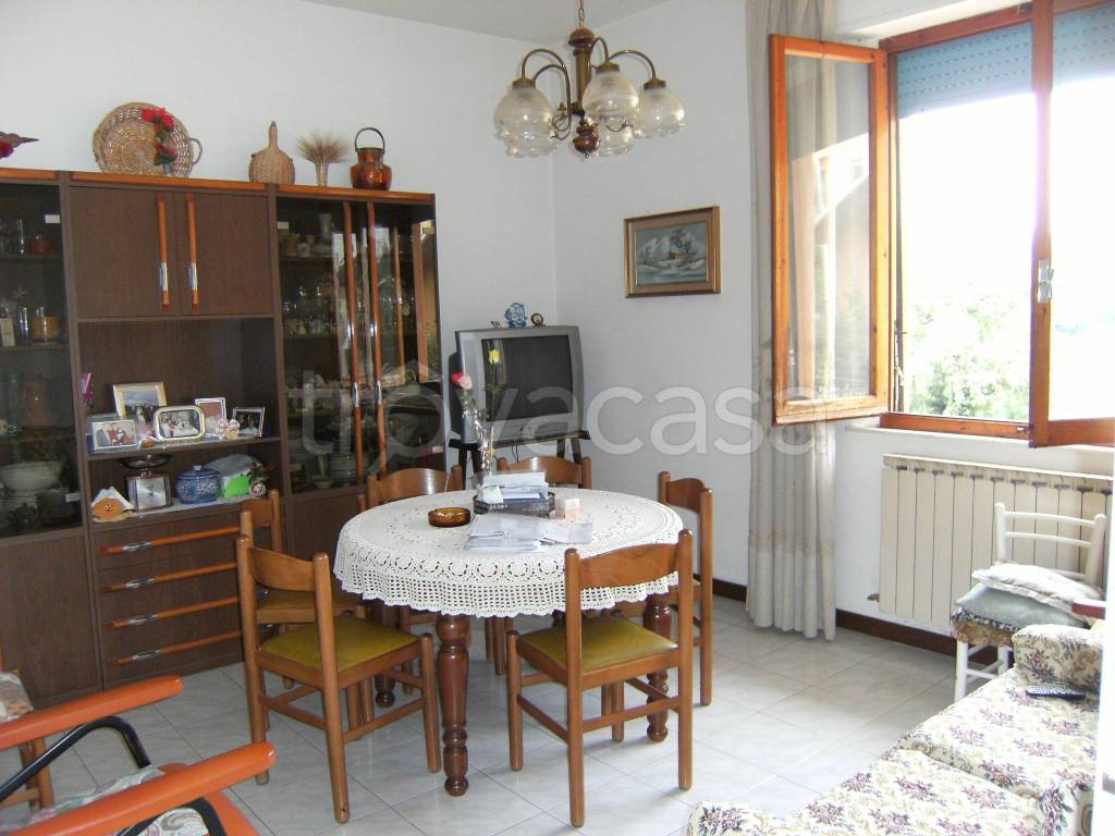 Appartamento in vendita a Chianciano Terme via 2 Giugno