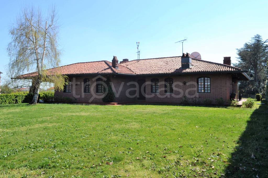 Villa in vendita a Ciriè via Lanzo, 25