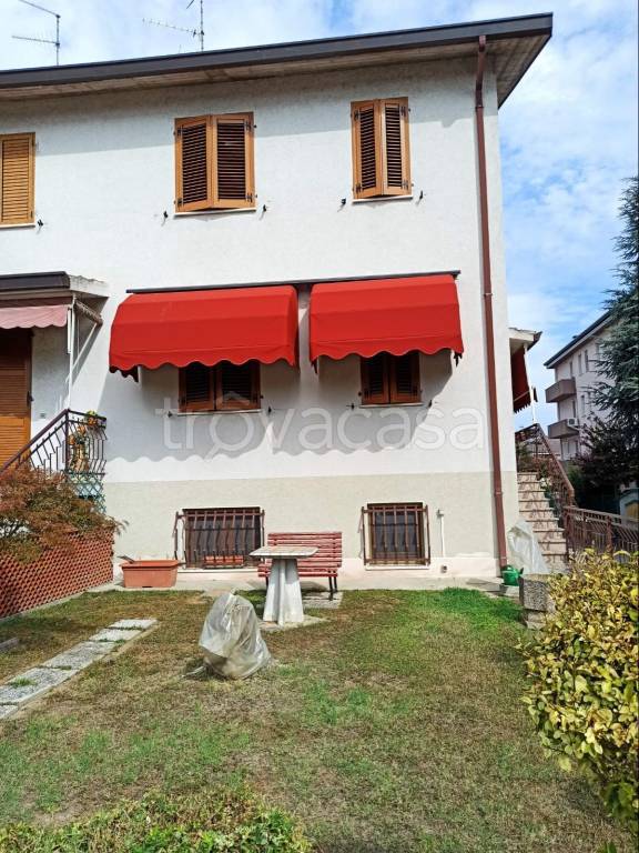 Villa a Schiera in in vendita da privato a Copparo piazzale Giovanni Verga, 14
