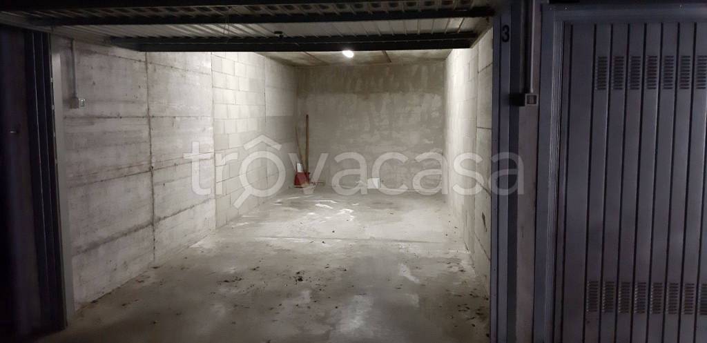 Garage in vendita a Treviglio via Andrea Fantoni, 3