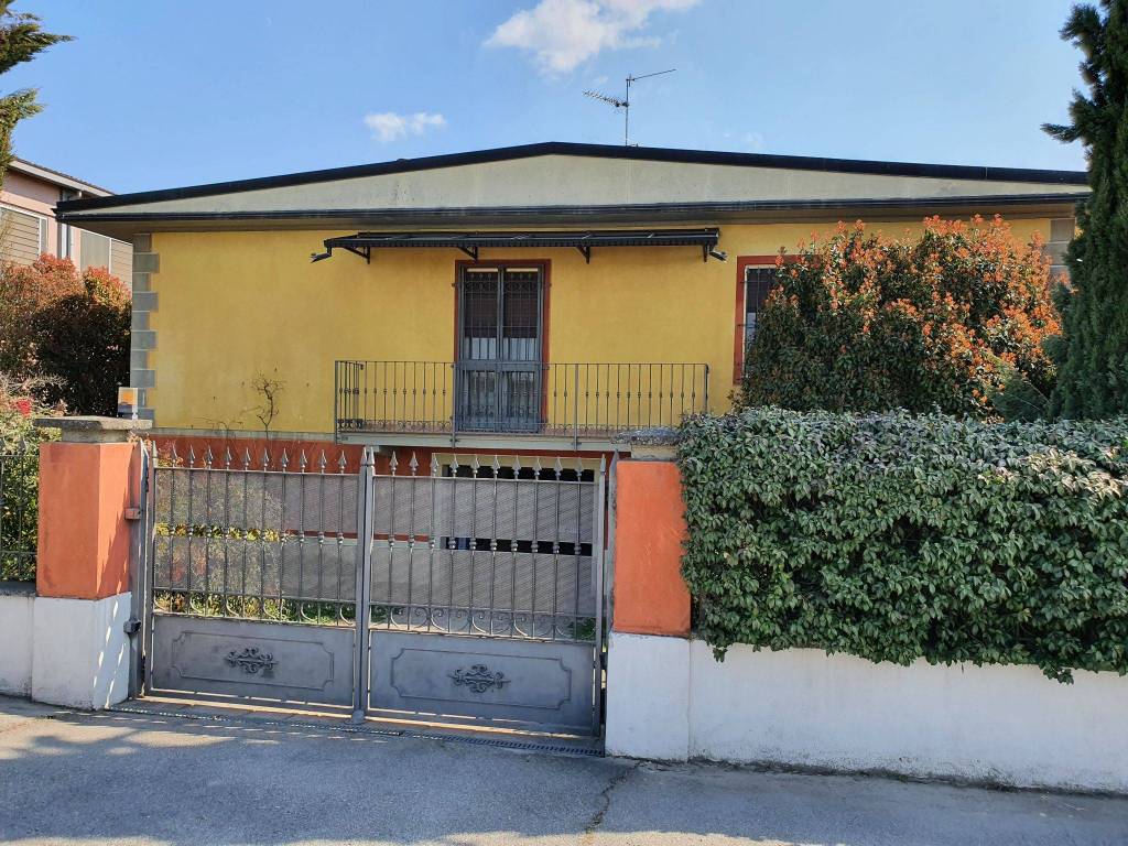 Villa in in vendita da privato a Spinadesco via Industrie, 22