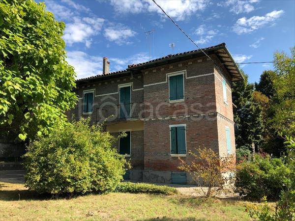 Casa Indipendente in vendita a Monte San Pietro via Lavino, 309