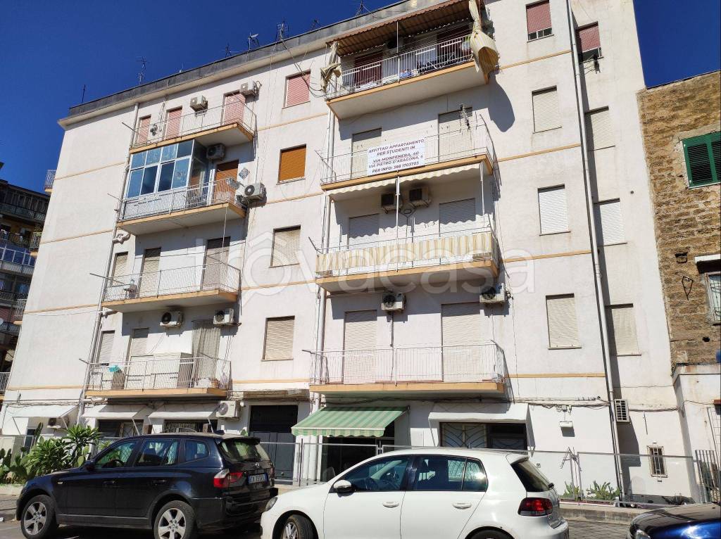 Intero Stabile in in affitto da privato a Palermo via Monfenera, 40