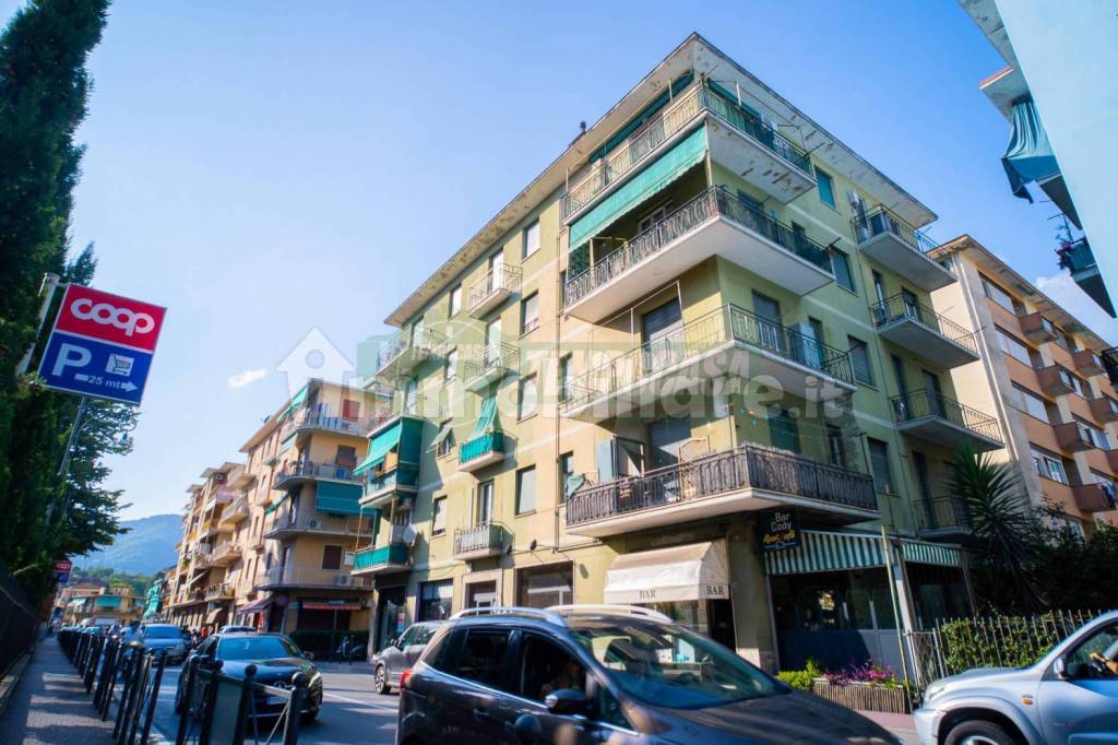 Appartamento in vendita a Rapallo corso Goffredo Mameli, 392