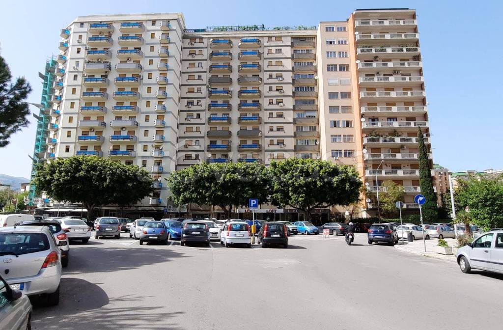 Appartamento in vendita a Palermo via Giovanni Campolo