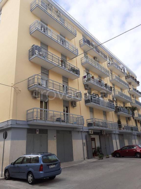 Appartamento in in vendita da privato a Giovinazzo via Giuseppe De Ninno, 23