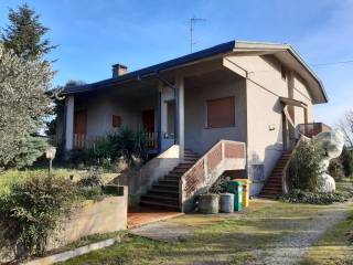 Villa in in vendita da privato a conselice via selice, 342a