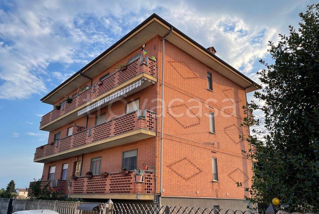 Appartamento in in vendita da privato a Sommariva del Bosco via Vigone, 8