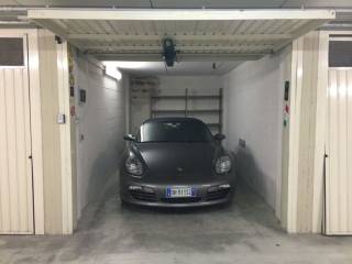 Garage in affitto a la spezia via 20 settembre, 40