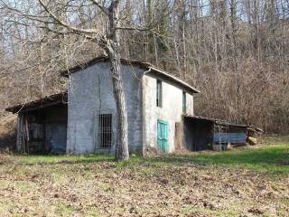 Magazzino in vendita a villa collemandina via fondo il piano