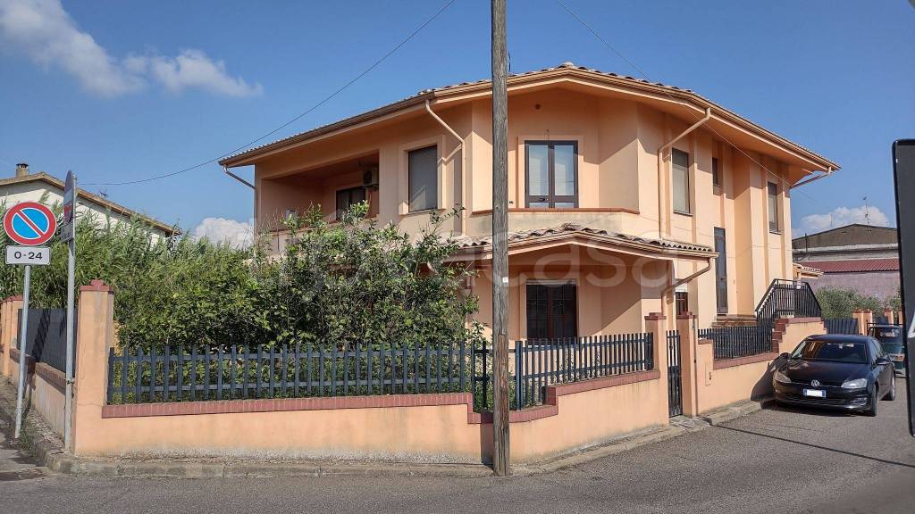 Villa in in vendita da privato a Uras via Emilio Lussu, 92