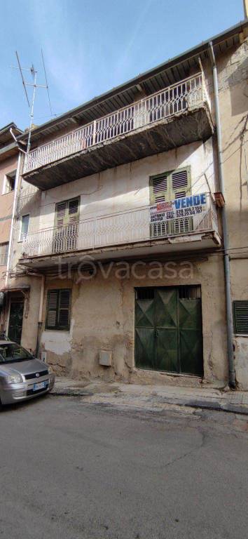 Casa Indipendente in vendita a Favara via Caporale Mazza