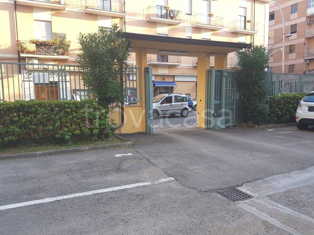 Appartamento in vendita a Caserta via Caduti sul Lavoro