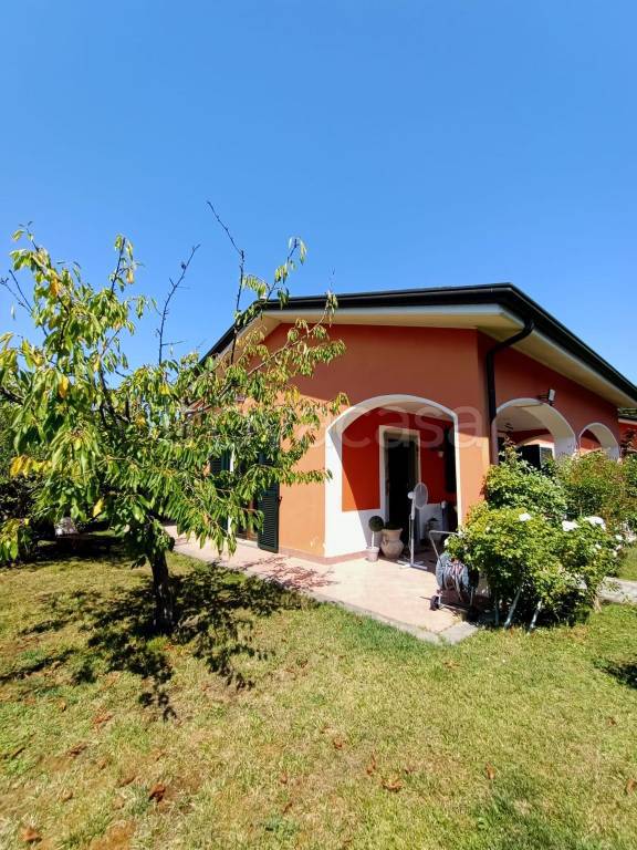 Villa a Schiera in vendita ad Aulla