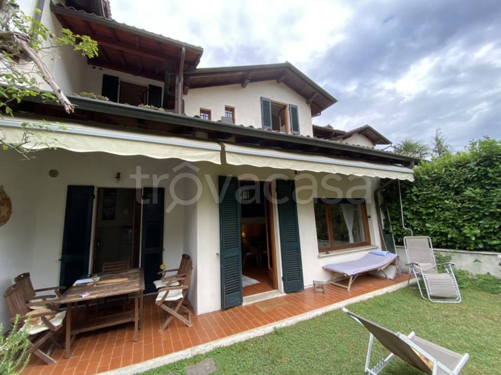 Villa a Schiera in vendita a Tremezzina via 4 Novembre