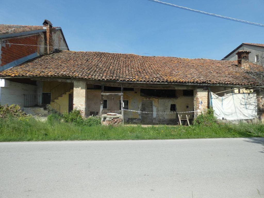 Casale in vendita a Mondovì via del Mazzucco, 44