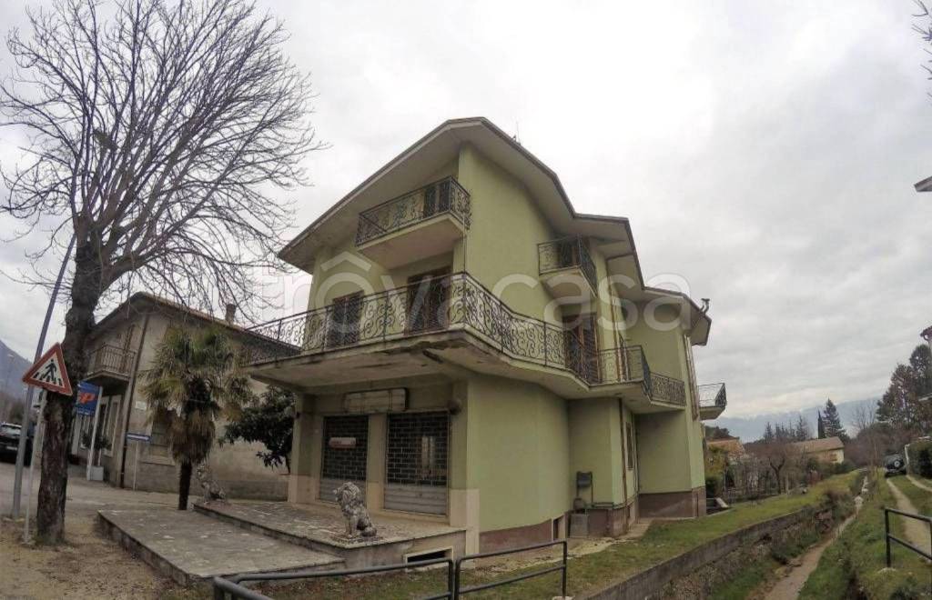 Villa in vendita a Greccio via Limiti Nord s.n.c