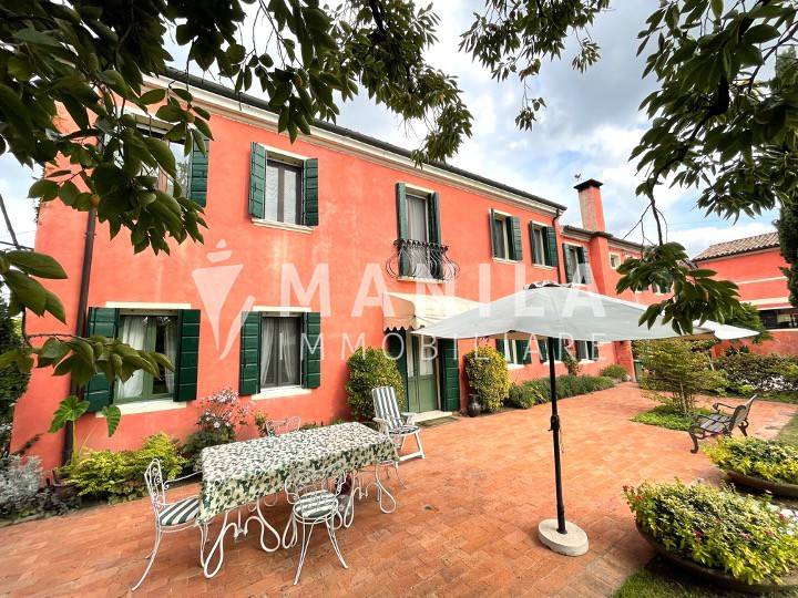 Villa in vendita a Carbonera