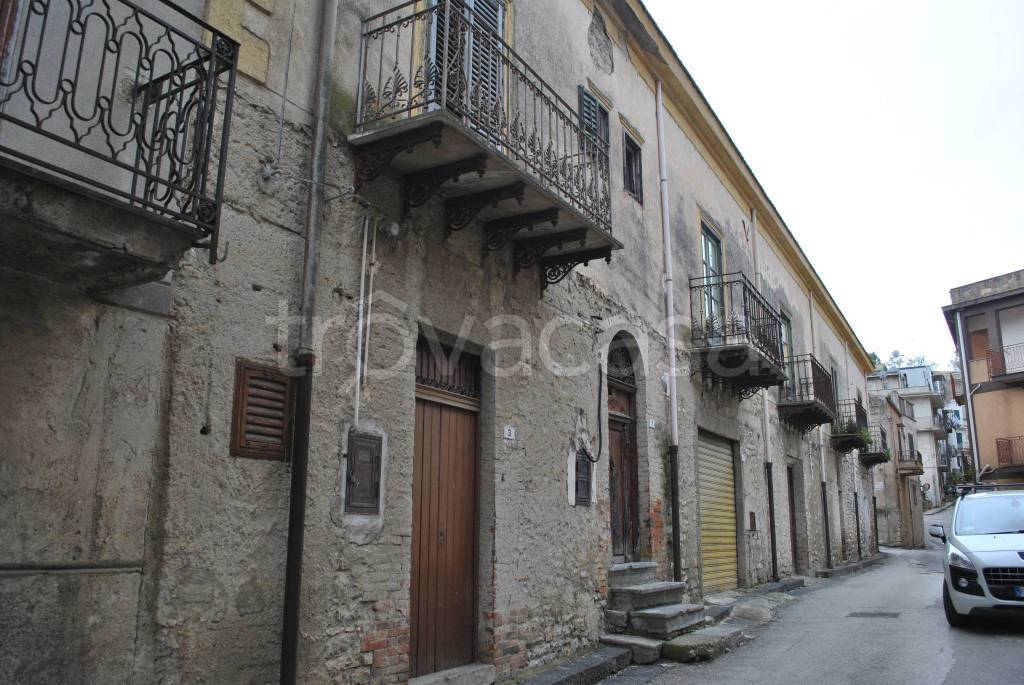 Casa Indipendente in vendita a Vicari via Crocifisso