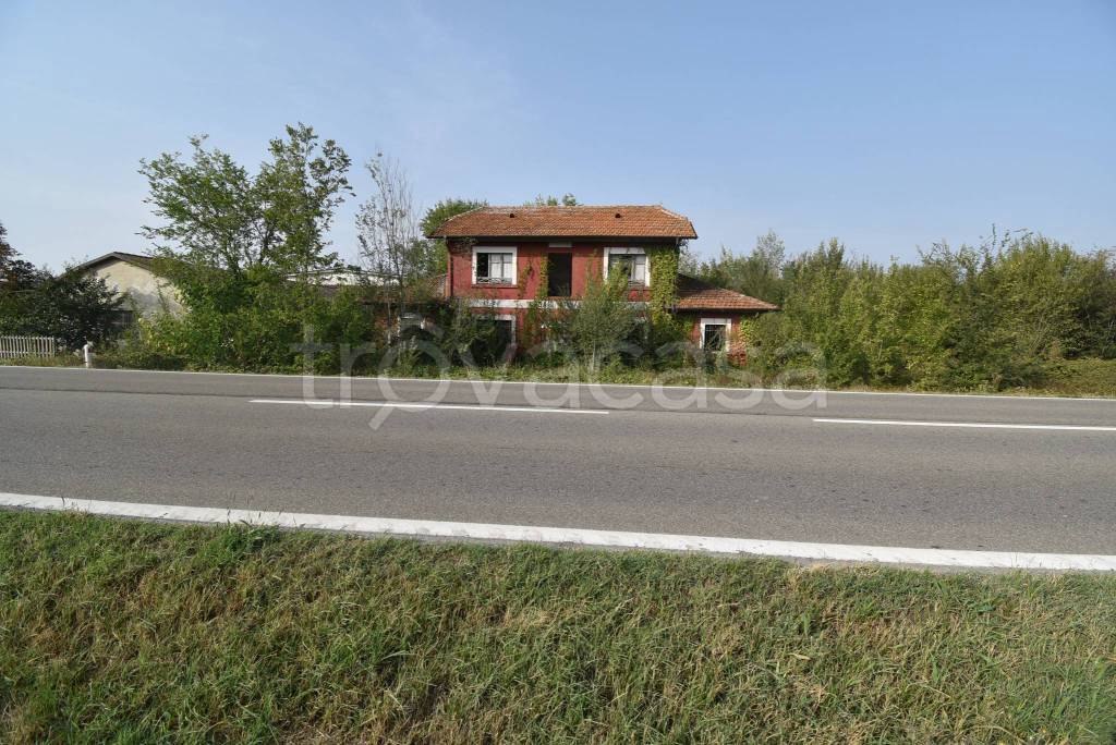 Villa in vendita a Gualtieri strada Provinciale del Valico del Cerreto, 132