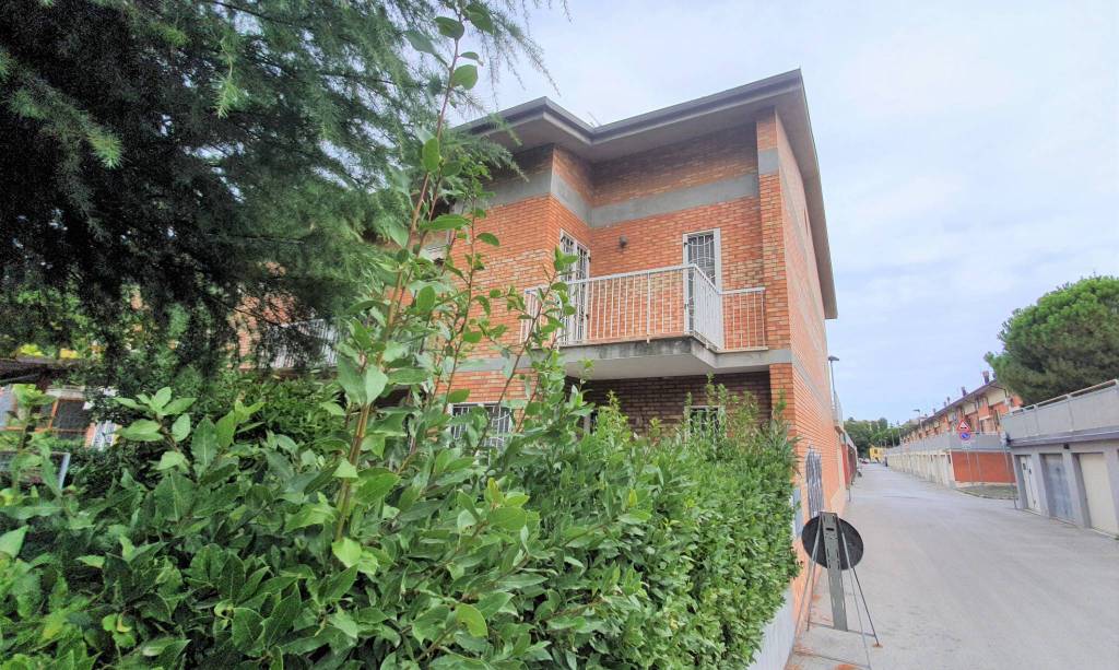 Villa a Schiera in vendita a Rimini via Erato, 23