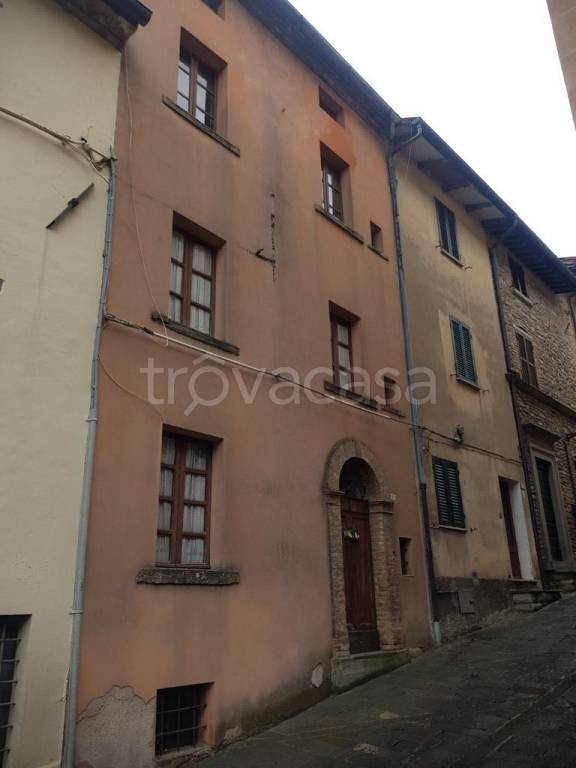 Casa Indipendente in in vendita da privato ad Apecchio via Roma, 17