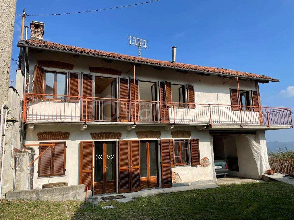Villa Bifamiliare in vendita a Castagneto Po via Asti, 34
