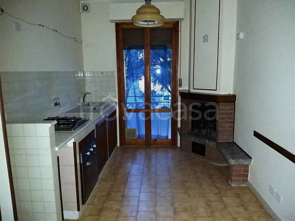 Appartamento in vendita a Castiglione del Lago via Giuseppe Di Vittorio