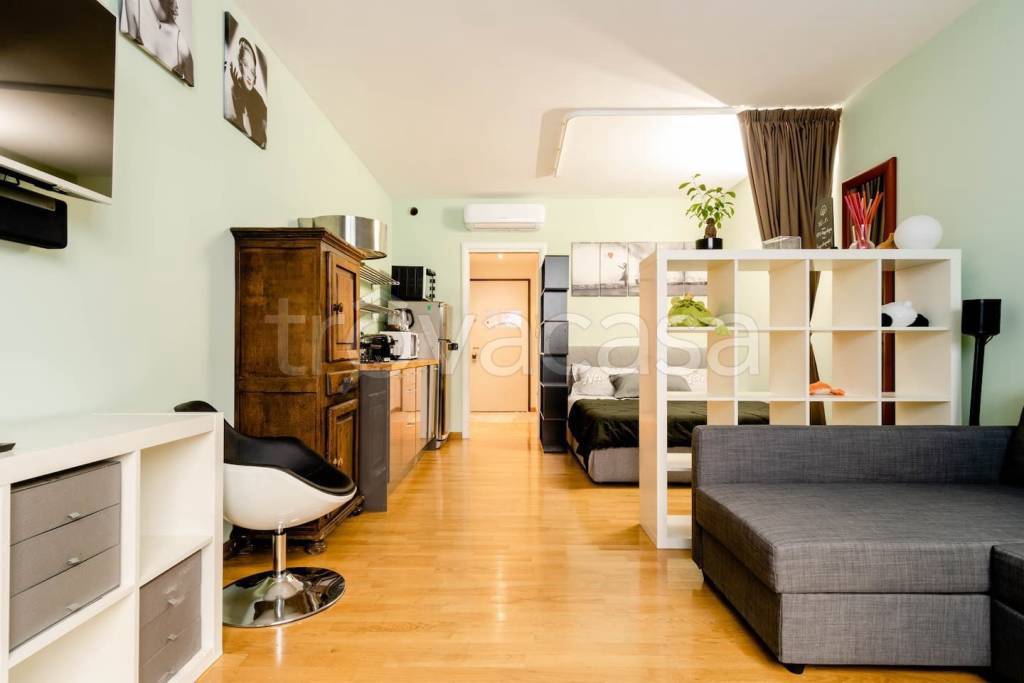 Appartamento in in affitto da privato a Milano via Roggia Scagna, 8