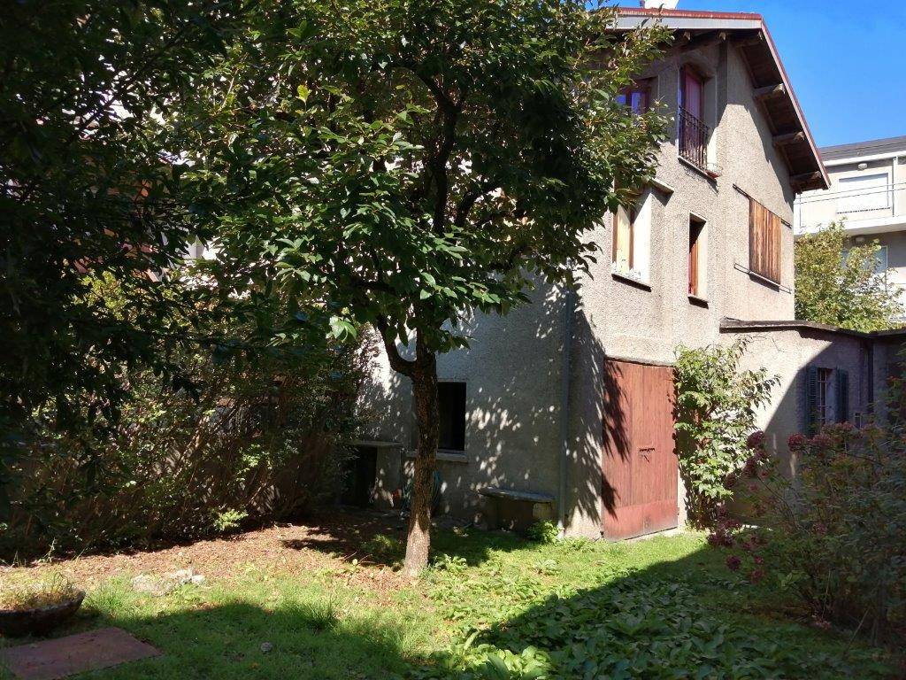 Casa Indipendente in vendita ad Alta Valle Intelvi via Romeo Lanfranconi, 3