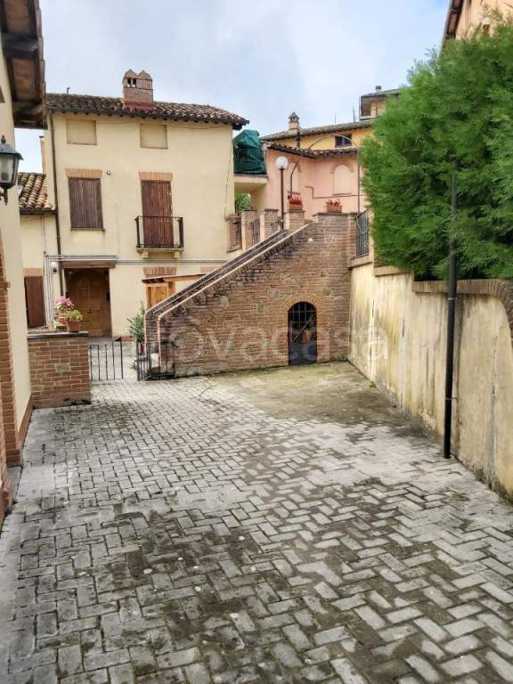 immagine annuncio 1 di 8
