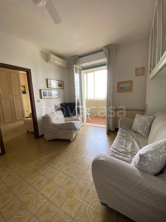 Appartamento in affitto a Riccione viale Panoramica
