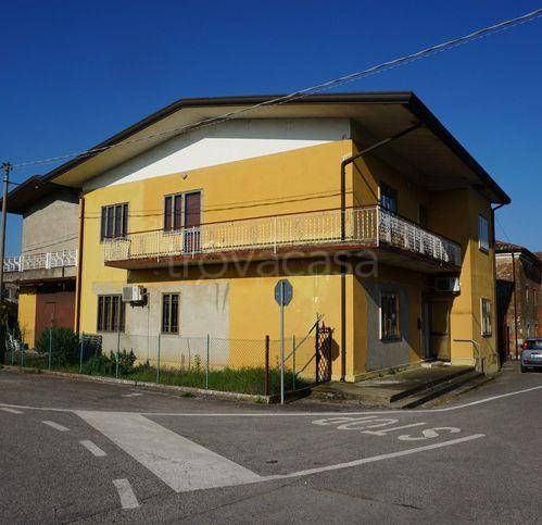 Casa Indipendente in vendita a Vighizzolo d'Este via Botte 64