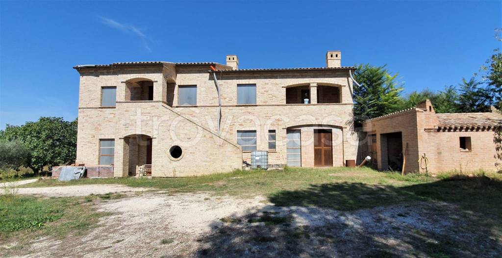 Villa Bifamiliare in vendita a Macerata contrada Santo Stefano, 2