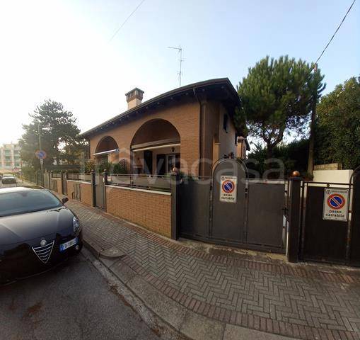 Villa Bifamiliare in vendita a Comacchio via Bernina