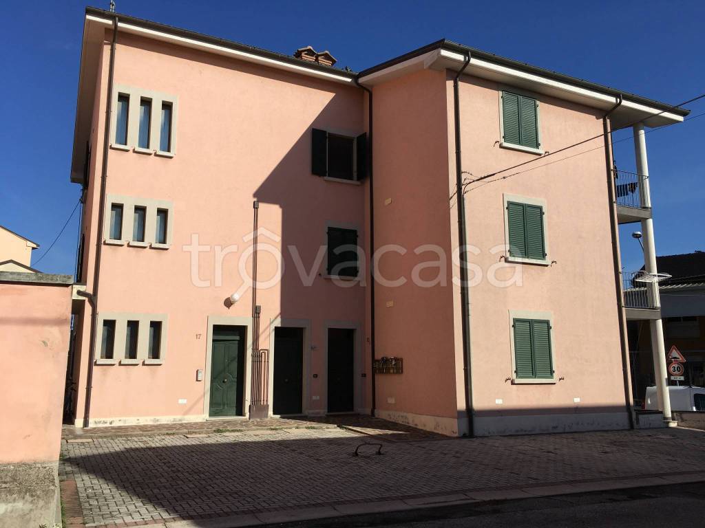 Appartamento in vendita ad Argenta borgo Seliciata, 17
