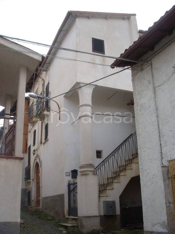 Casa Indipendente in in vendita da privato a Fagnano Alto via del Colle, snc